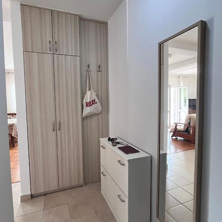 Apartment Belani, Own Parking Tivat Exterior foto