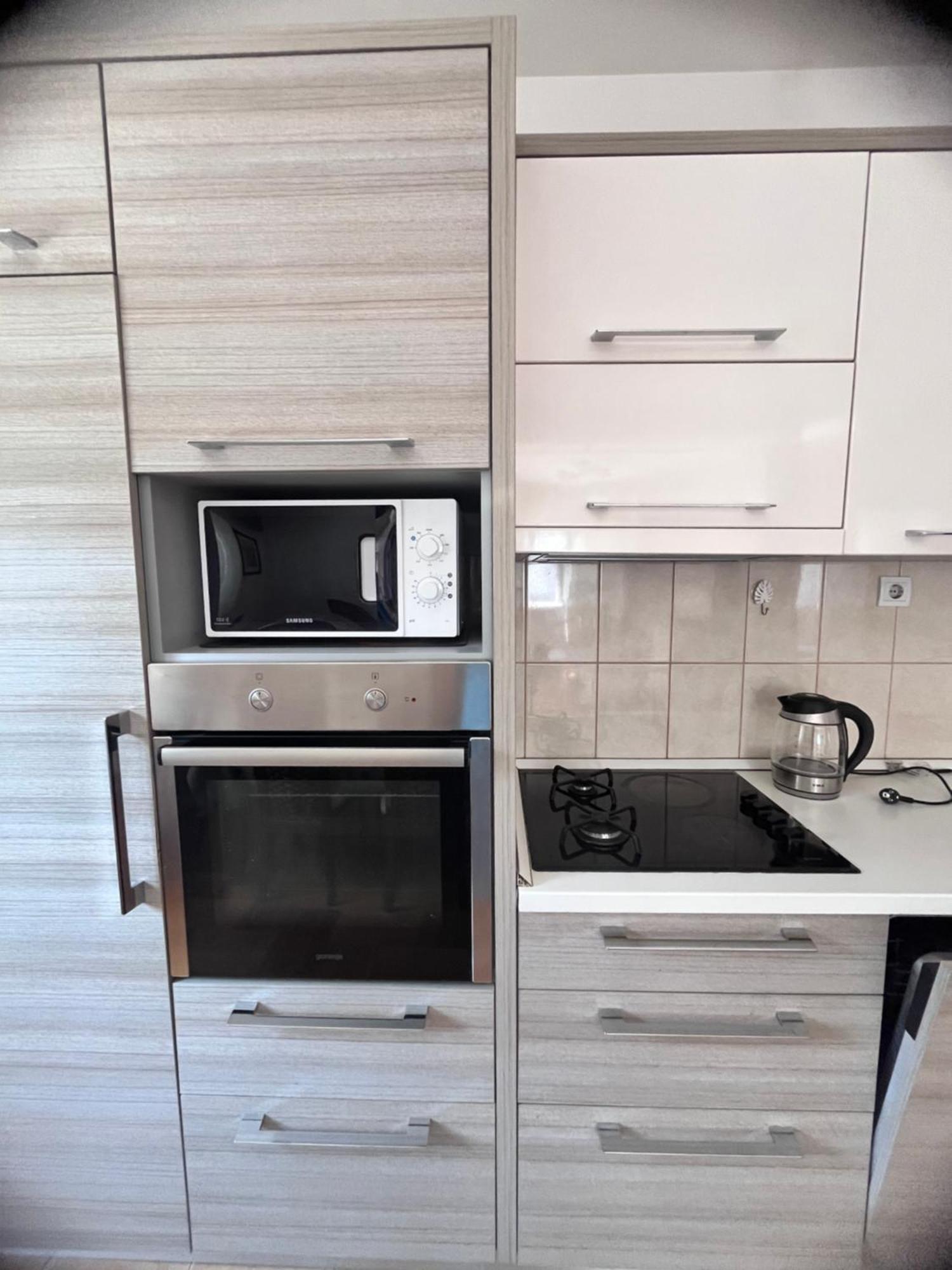 Apartment Belani, Own Parking Tivat Exterior foto